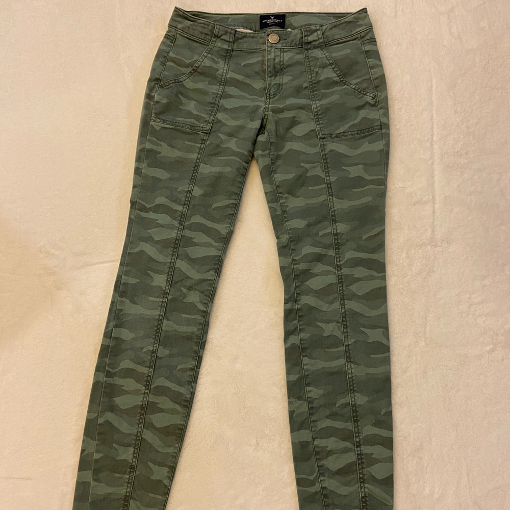 American Eagle AE camouflage skinny jeans pants 2